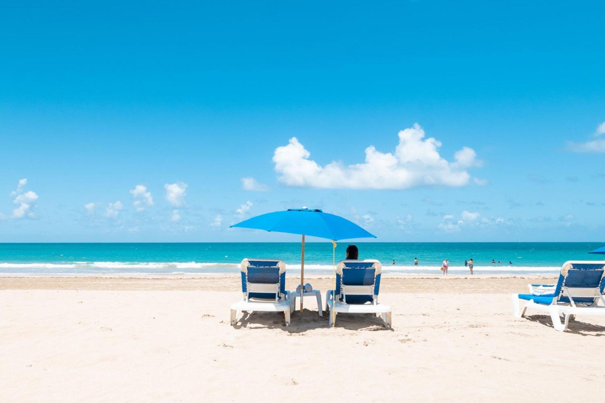 Courtyard By Marriott Isla Verde Beach Resort San Juan Exterior photo